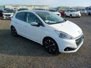 Peugeot 208 2018 White for sale