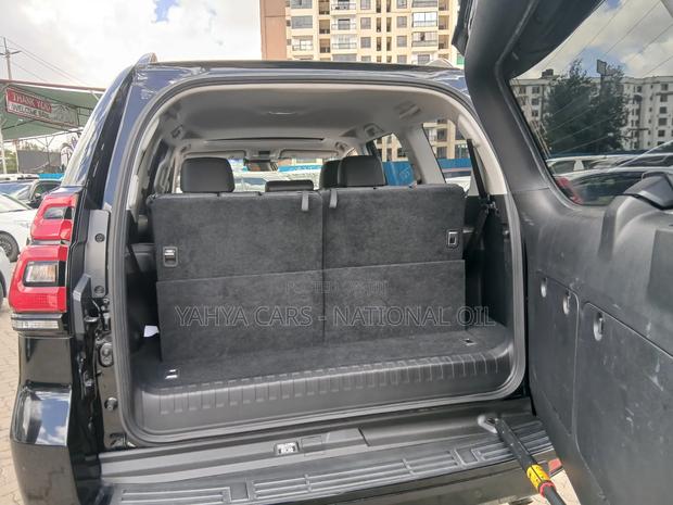 Toyota Land Cruiser Prado 2.7 2019 Black
