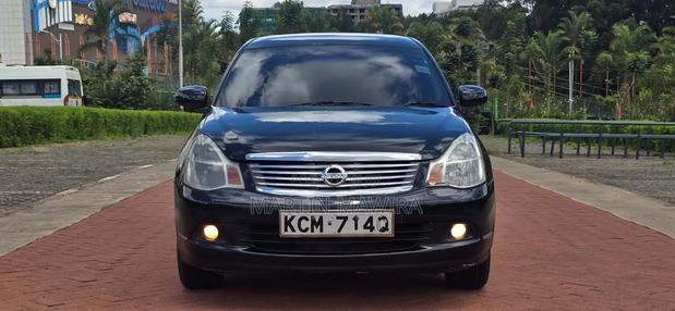 Nissan Bluebird 2010 Black