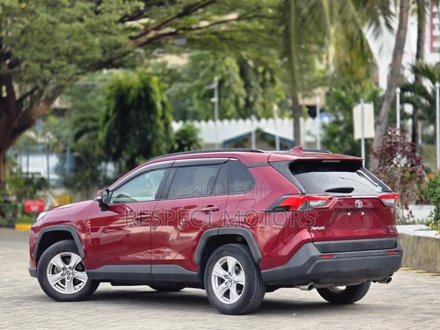 Toyota RAV4 2020 Red