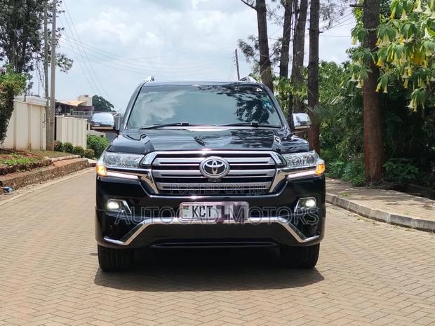 Toyota Land Cruiser 4.6 V8 ZX 2012 Black