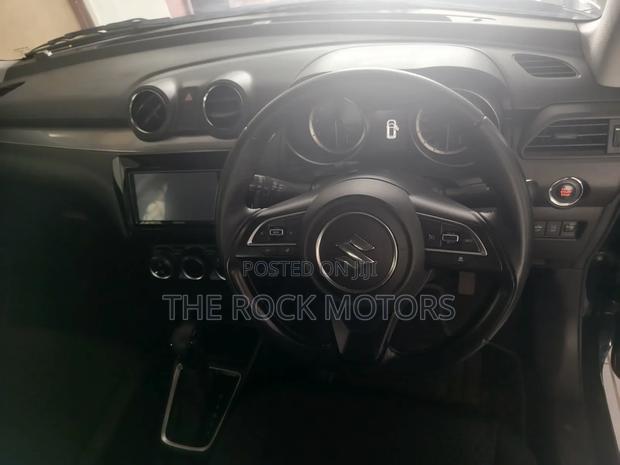 Suzuki Swift 2018 Black