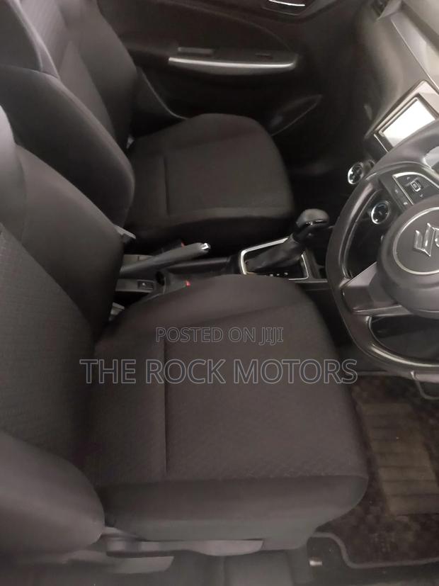 Suzuki Swift 2018 Black