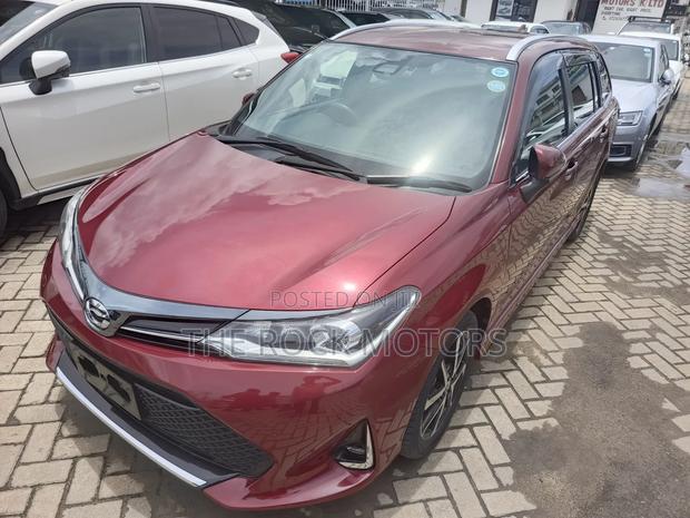 Toyota Corolla Fielder 2018 Red