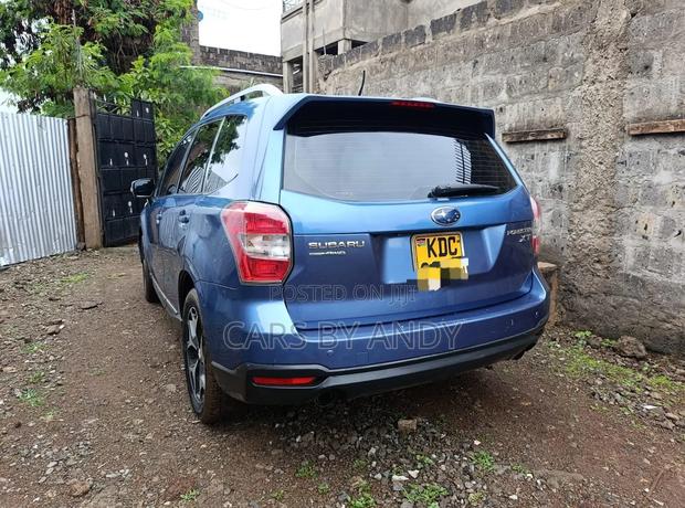 Subaru Forester 2.0XT Premium AWD 2016 Blue