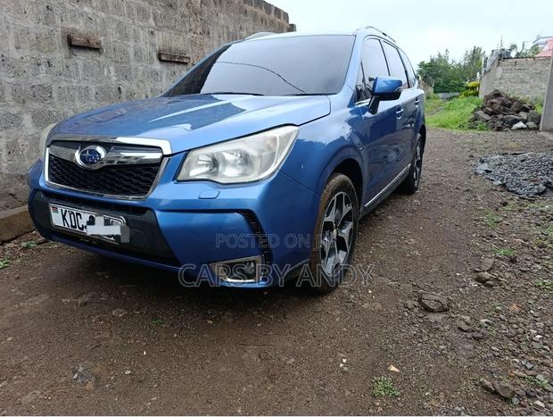 Subaru Forester 2.0XT Premium AWD 2016 Blue