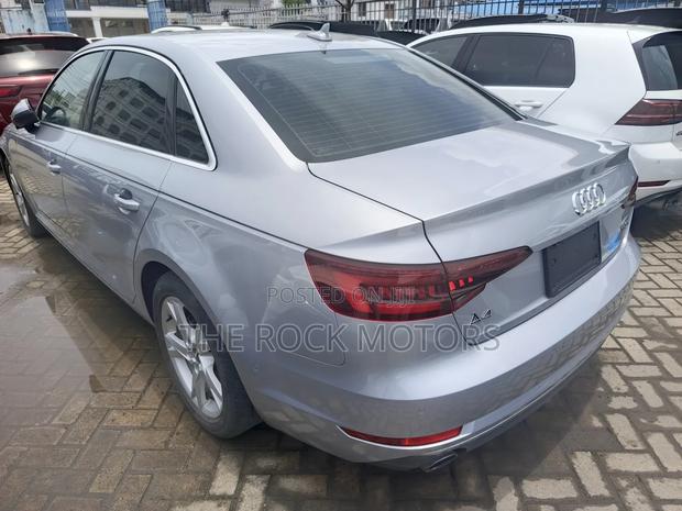 Audi A4 2018 Silver