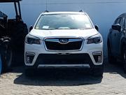 Subaru Forester Touring AWD 2019 White for sale
