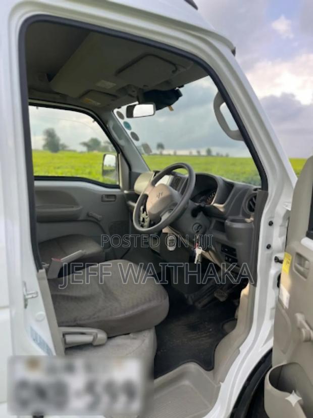 Suzuki Every Wagon 2019 White
