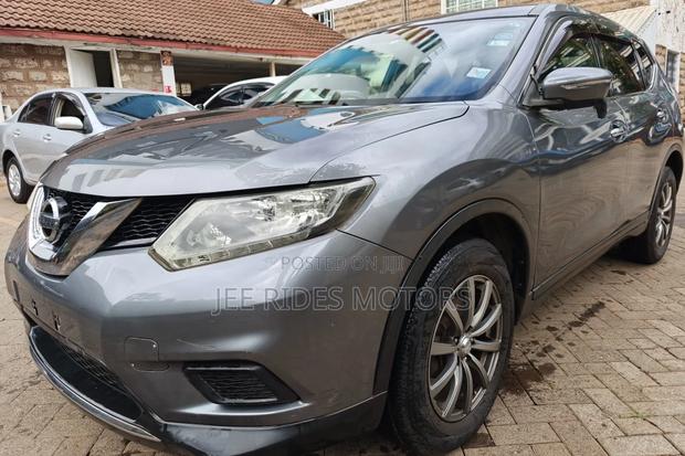 Nissan X-Trail 2.0 Petrol AWD 2014 Silver