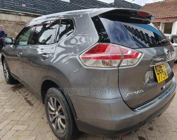 Nissan X-Trail 2.0 Petrol AWD 2014 Silver