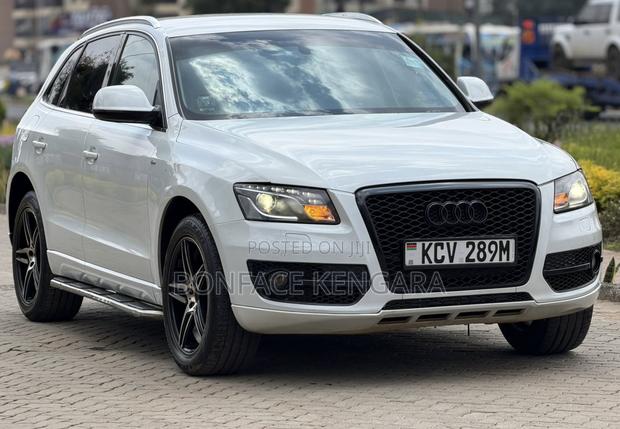 Audi Q5 2.0T Premium Quattro 2012 White
