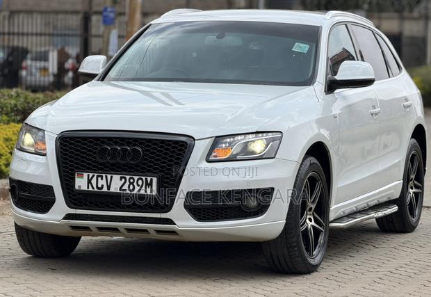 Audi Q5 2.0T Premium Quattro 2012 White