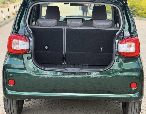 Toyota Passo 1.0 FWD 2020 Green