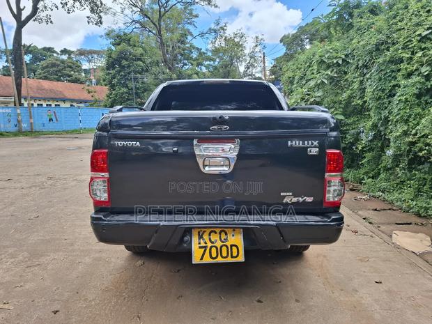 Toyota Hilux 3.0 D-4D 4x4 2012 Black