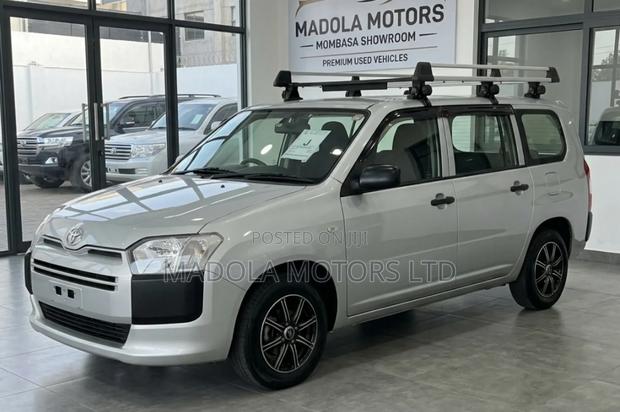 Toyota Probox 1.5 DX 2WD 2020 Silver