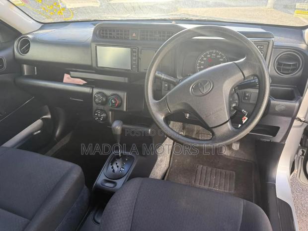 Toyota Probox 1.5 DX 2WD 2020 Silver