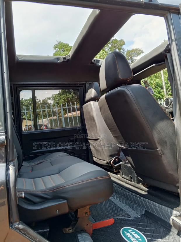 Land Rover Defender 2010 Black