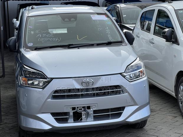 Daihatsu Mira 2019 Gray