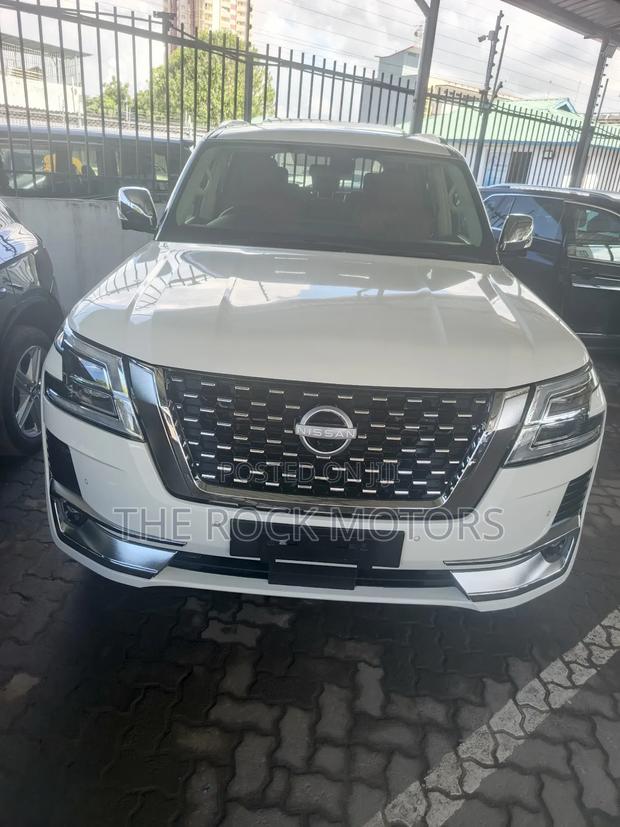 Nissan Patrol 2019 White