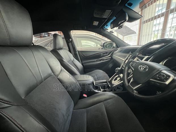 Toyota Harrier 2019 Matt Black