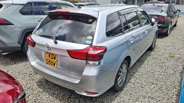 Toyota Corolla Fielder 1.5 Petrol FWD 2020 Silver