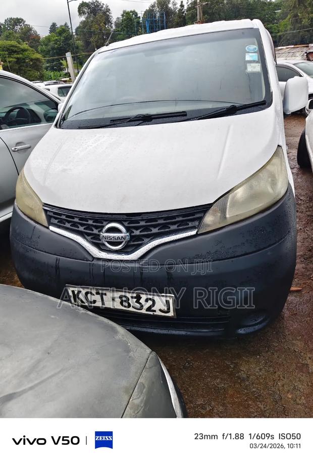 Nissan NV350 2012 White
