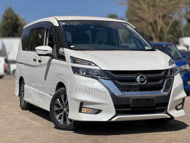Nissan Serena 2018 White