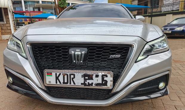 Toyota Crown 2015 White