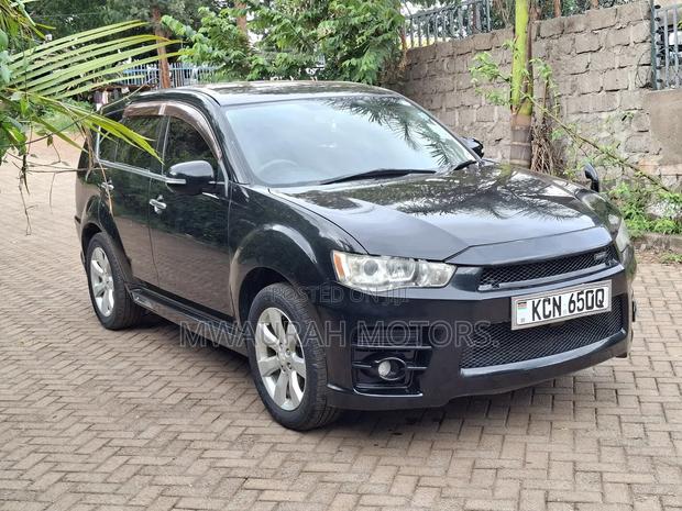 Mitsubishi Outlander 2010 Black
