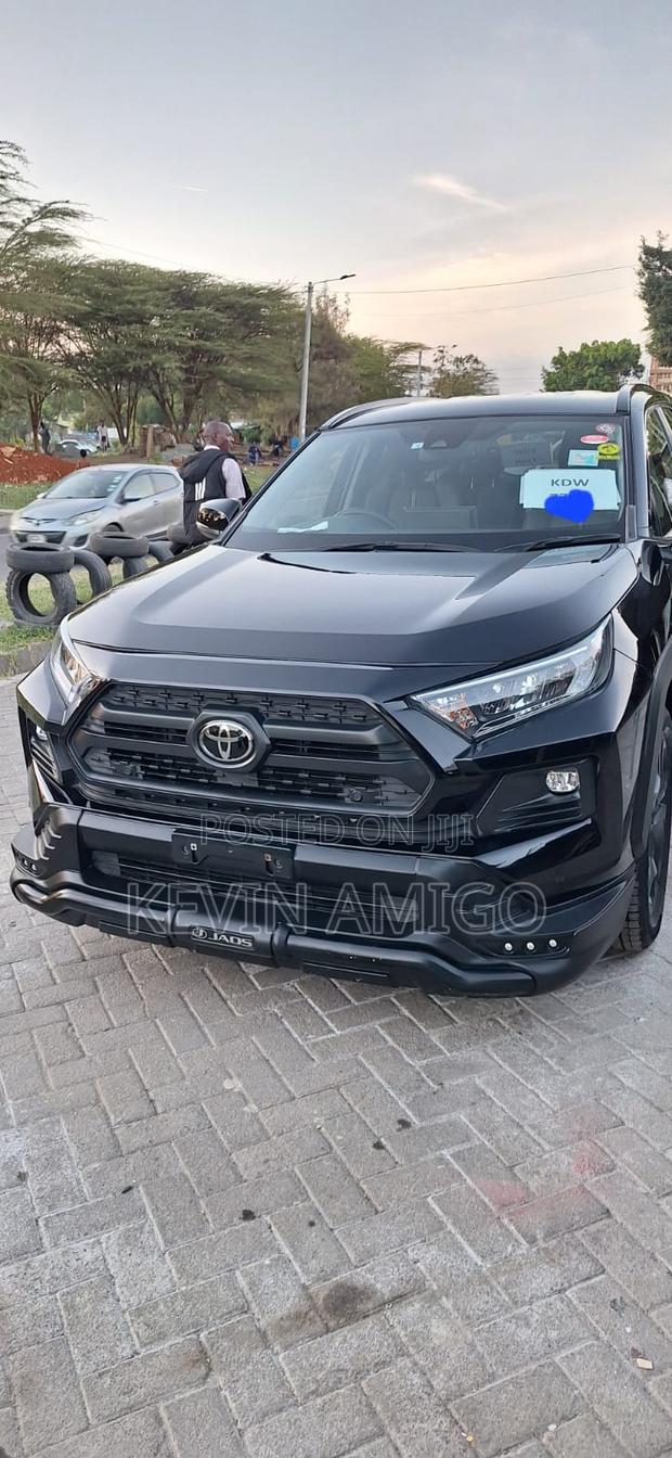 Toyota RAV4 2022 Black