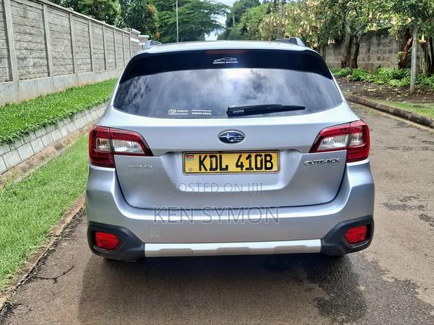 Subaru Outback 2.5i Premium PZEV 4dr Wagon AWD (2.5L 4cyl CVT) 2015