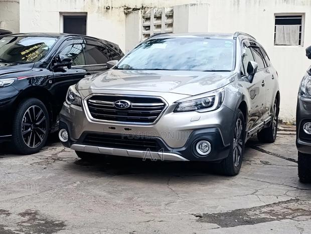Subaru Outback 2.5i Premium AWD 2018 Brown