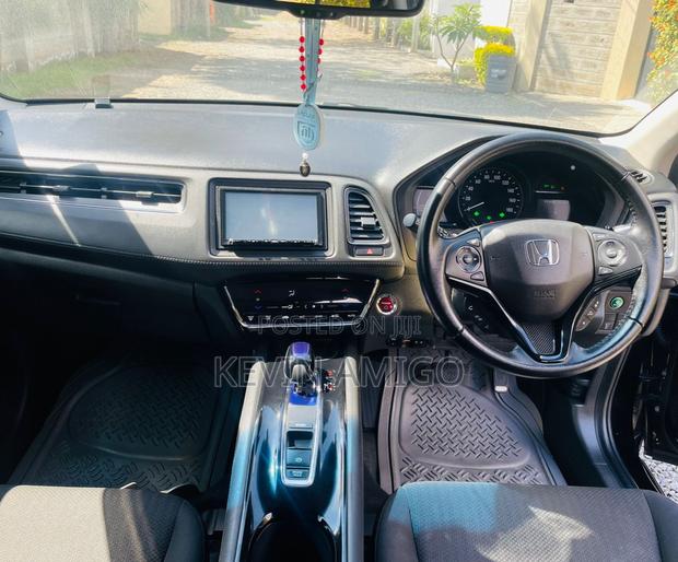 Honda Vezel 2017 Black
