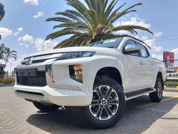 New Mitsubishi L200 2025 White