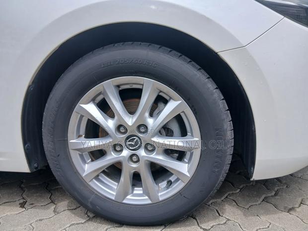 Mazda Axela 2016 White