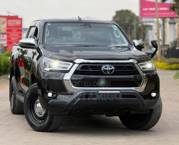 Toyota Hilux 2020 Black