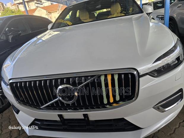 Volvo XC60 2020 White