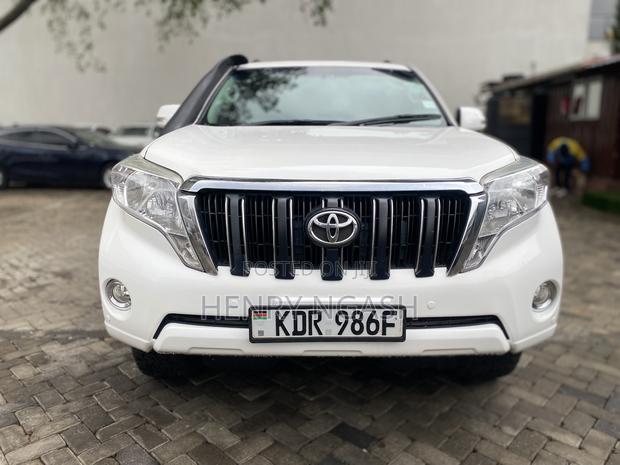 Toyota Land Cruiser Prado 2017 White