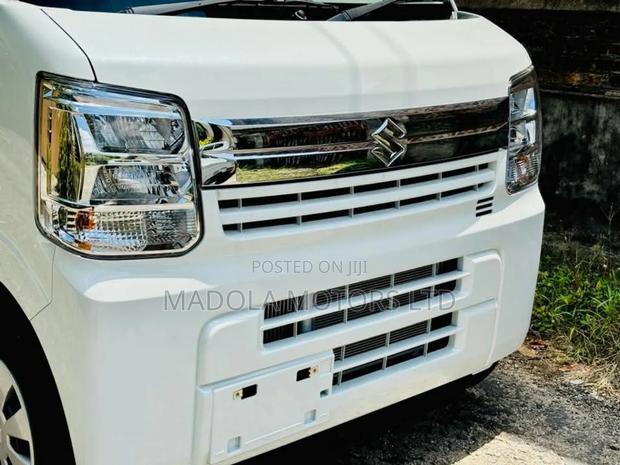 Suzuki Every Wagon 2019 White