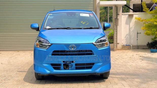 Toyota Pixis 2020 Blue