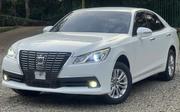 Toyota Crown 2014 White for sale