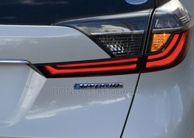 Honda Fit Shuttle 1.5 Hybrid 2WD 2019 White