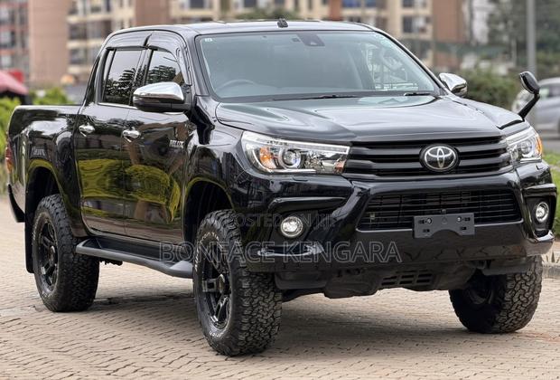 Toyota Hilux Revo Double Cab Deisel 2.4 AWD 2019 Black