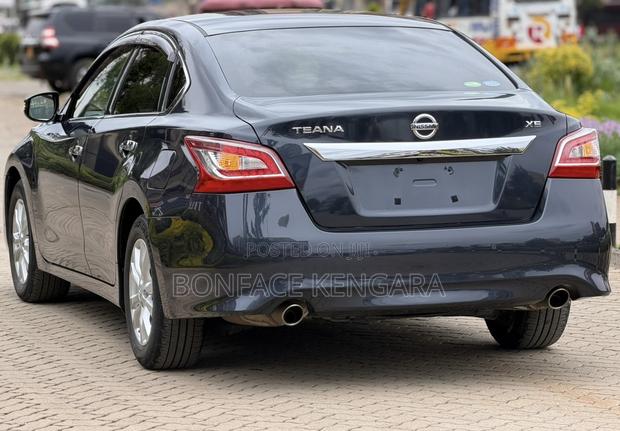 Nissan Teana 2019 Blue