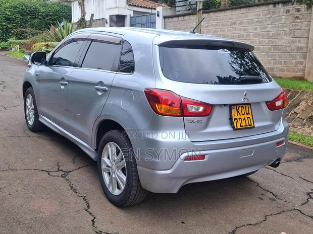 Mitsubishi RVR 2013 Silver