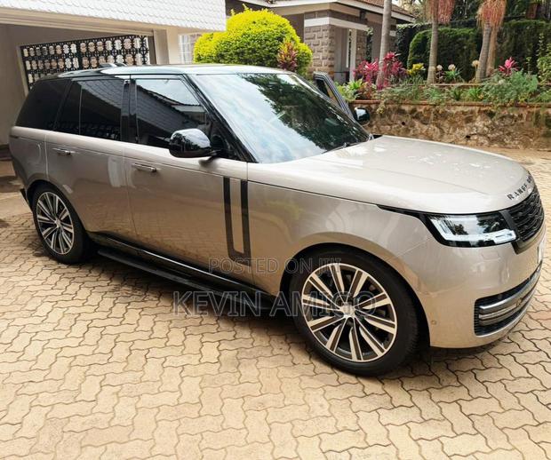 Land Rover Range Rover Vogue 2022 Silver