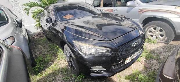 Nissan Skyline 2017 Black