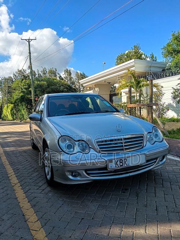 Mercedes-Benz C230 2005 Silver