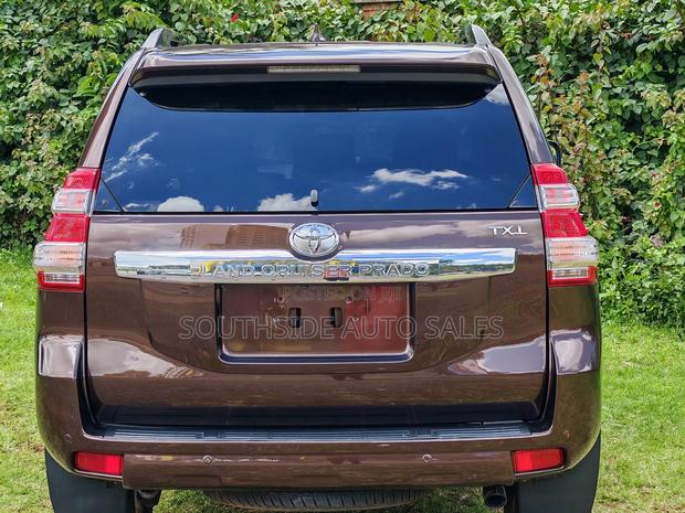 Toyota Land Cruiser Prado 2.8 D-4D 2015 Brown
